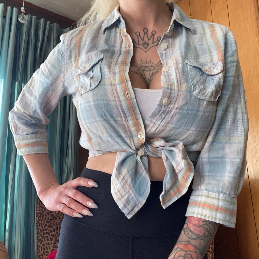 American eagle cotton linen blend plaid button down top